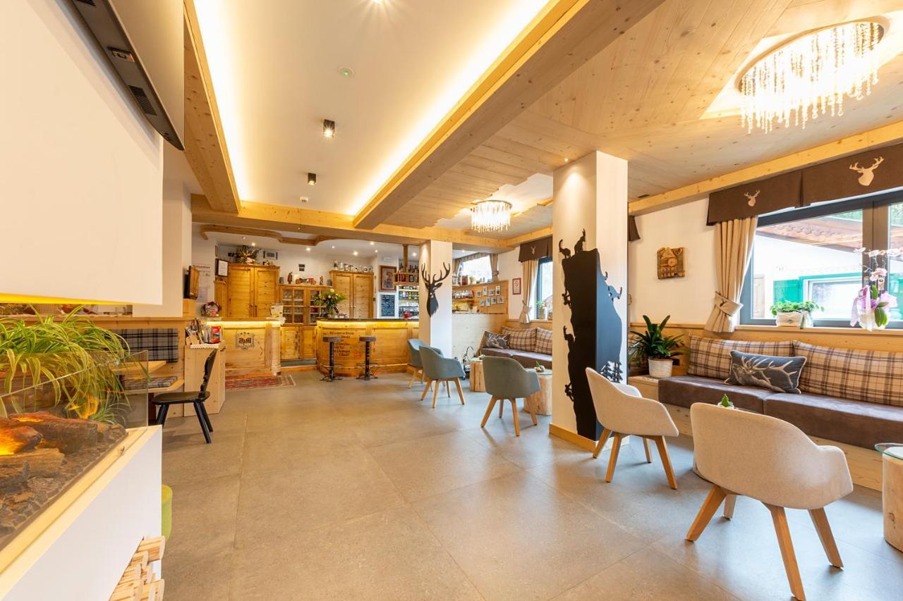 Monza Dolomites Hotel Moena Exteriör bild
